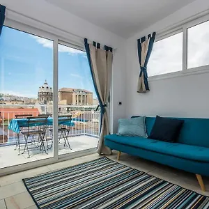 https://view-of-naples-from-terrace.hotels-amalfi.com